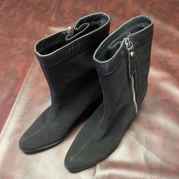 Stuart Weitzman gore-tex black‎ boots booties inside silver zipper, size 8 - Picture 1 of 14
